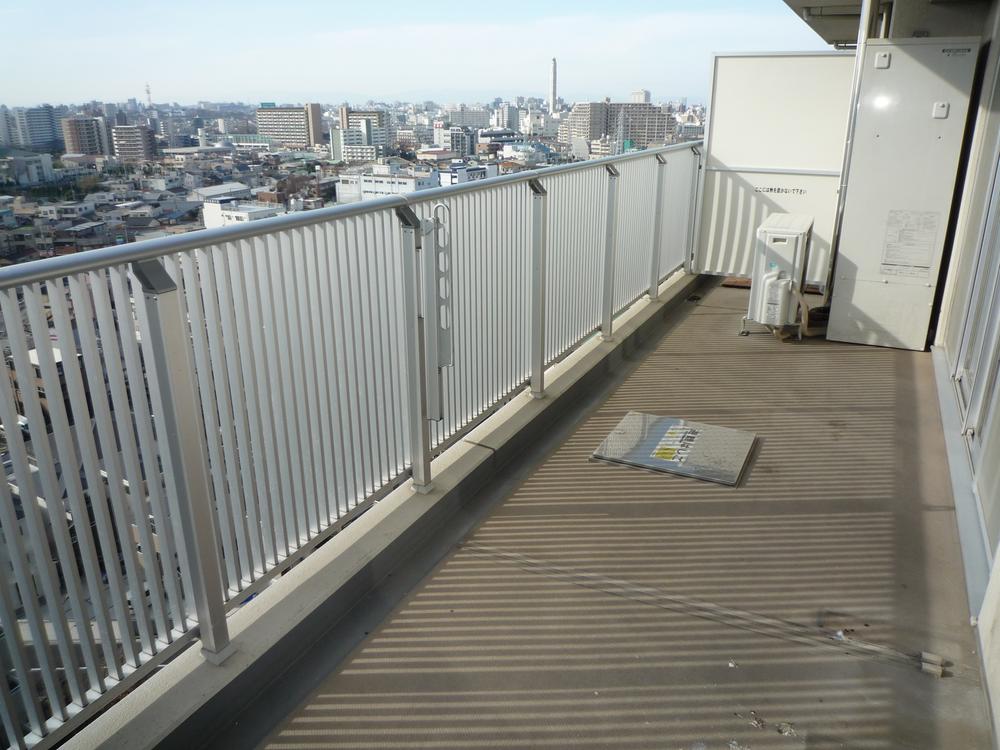 Balcony. Local (January 2014) Shooting