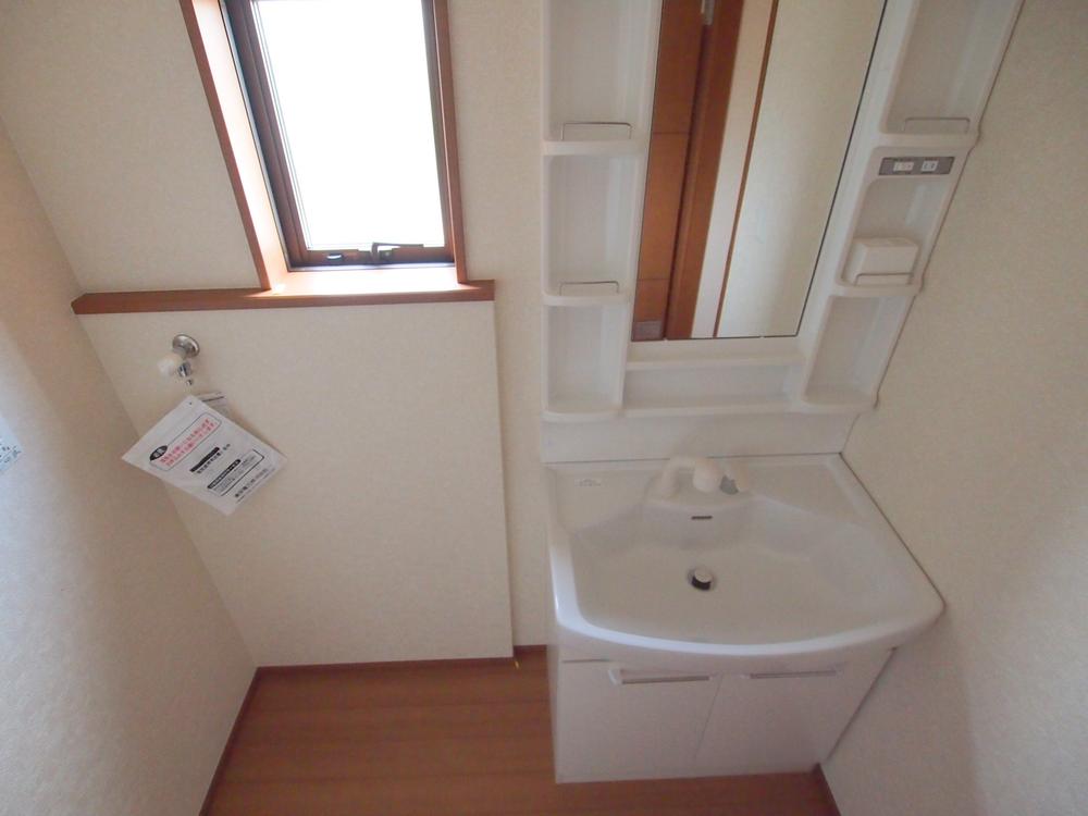 Same specifications photos (Other introspection). Bathroom same specifications