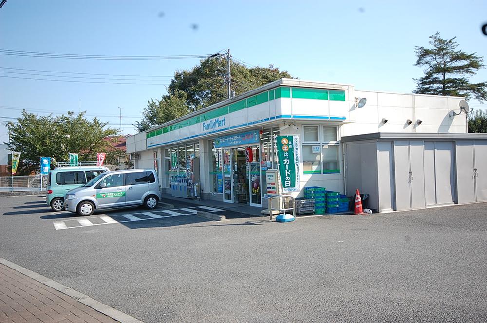Convenience store. 1027m to FamilyMart Akiruno flower shop