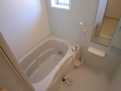 Bath. Reheating & bathroom dry with bathroom