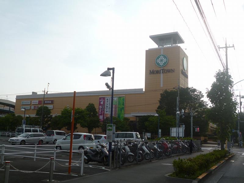 Shopping centre. Mori Town until the (shopping center) 1455m