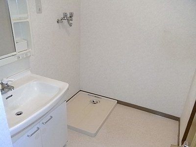 Washroom. Independent wash undressing room