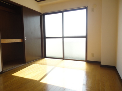 Living and room. Because before there is nothing blocking, Bright room!