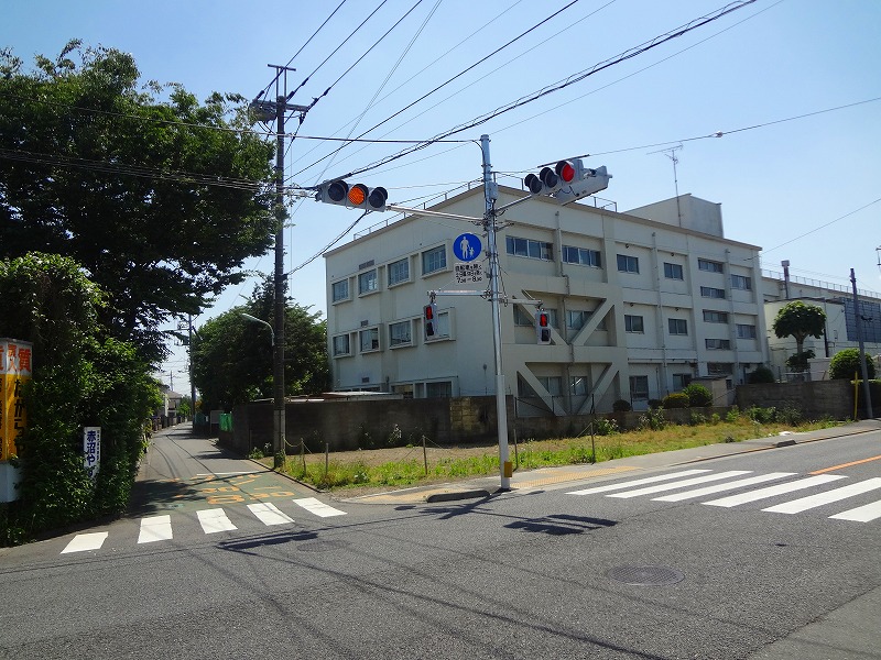 Primary school. 869m to the Akishima Municipal Tamagawa elementary school (elementary school)