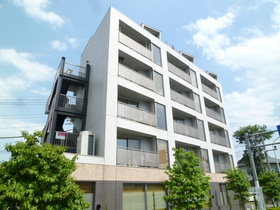 Building appearance. Ome Line Nakagami Station 7-minute walk from good location