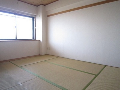 Living and room.  ☆ There are Japanese-style room ☆