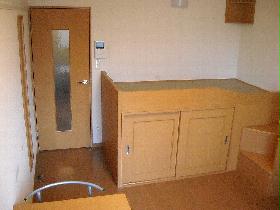 Living and room. 1F is a picture of.