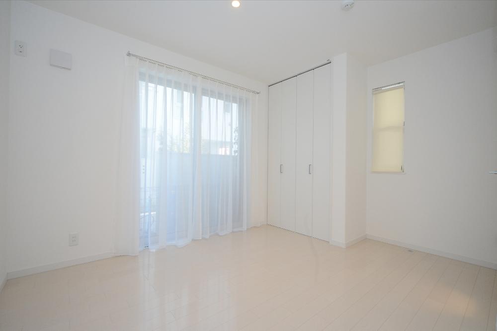 Non-living room. Example of construction