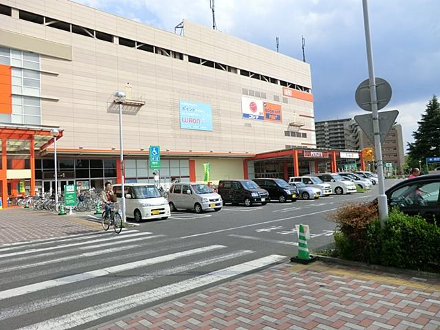 Shopping centre. 683m until ion Akishima shopping center
