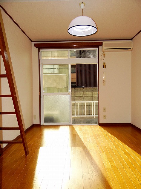 Living and room