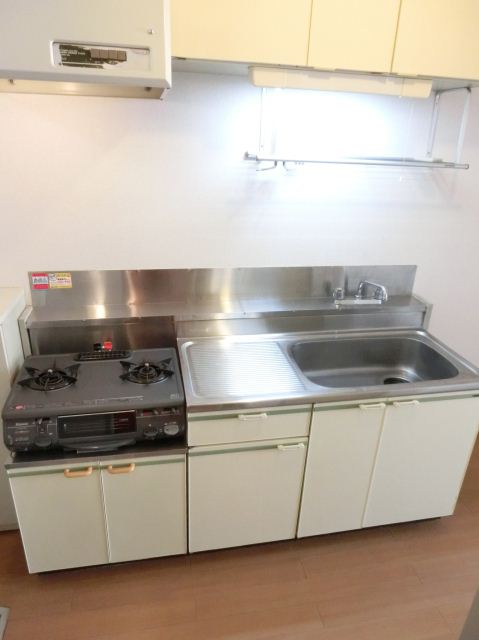 Kitchen. ☆ It can be installed kitchen gas stove of 2-neck ☆