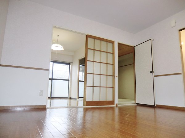 Living and room
