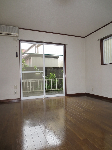 Living and room