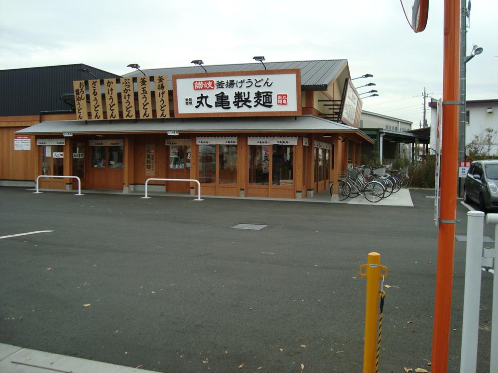 Other Environmental Photo. 6 mins, There is a delicious noodle shop's along the new highway Okutama.
