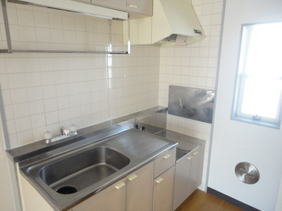 Kitchen. Gas stove installed Friendly Kitchen.