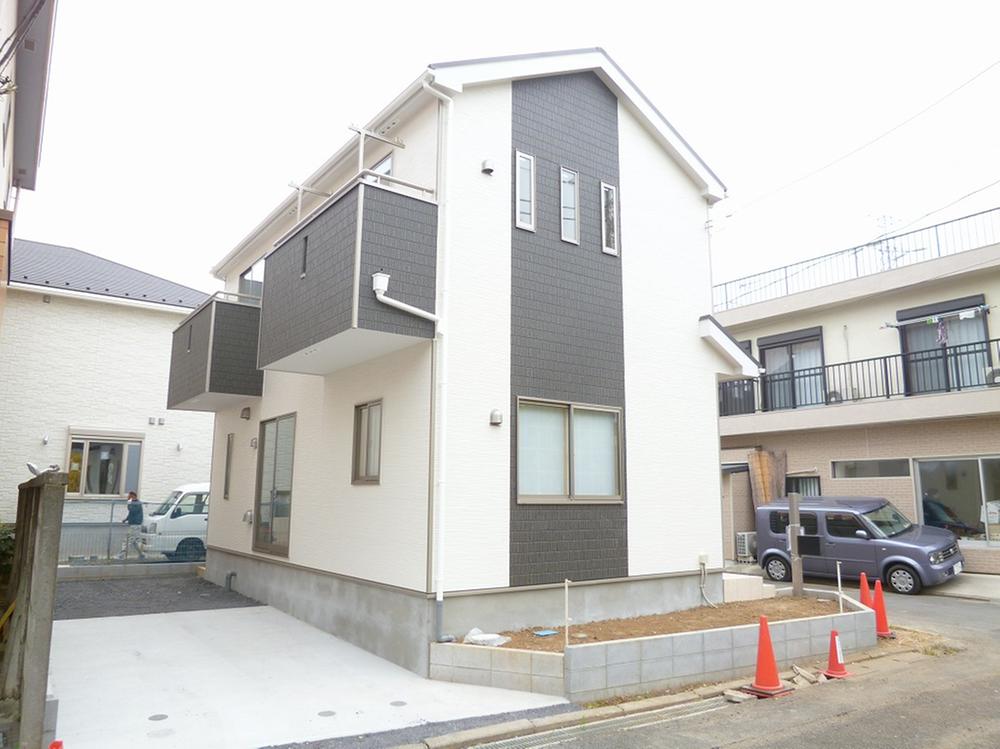 Local photos, including front road