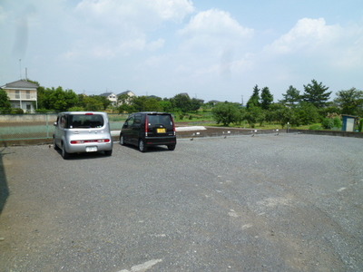 Parking lot. Spacious on-site parking