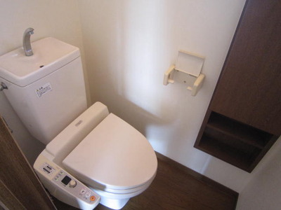 Toilet. The first floor of the toilet