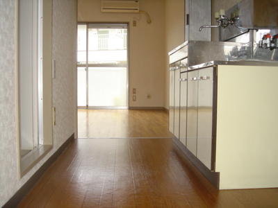 Entrance. The room from the front door! 