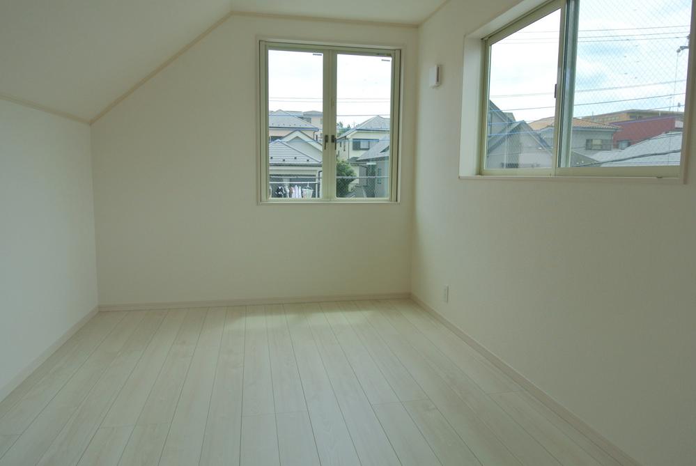 Same specifications photos (Other introspection). Example of construction