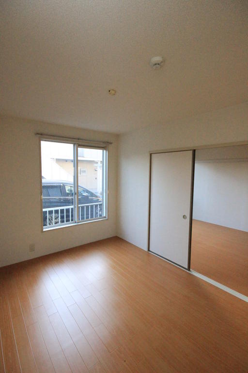 Living and room. ☆ Good is per 彡日
