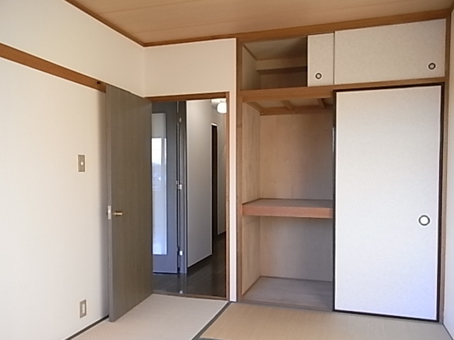 Receipt.  ☆ Storage of Japanese-style room ☆