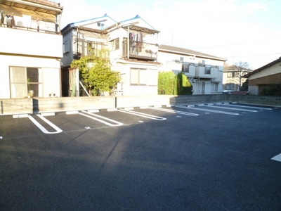 Parking lot. On-site parking