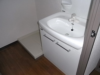 Washroom. Washing machine in the room ・ Independent wash basin