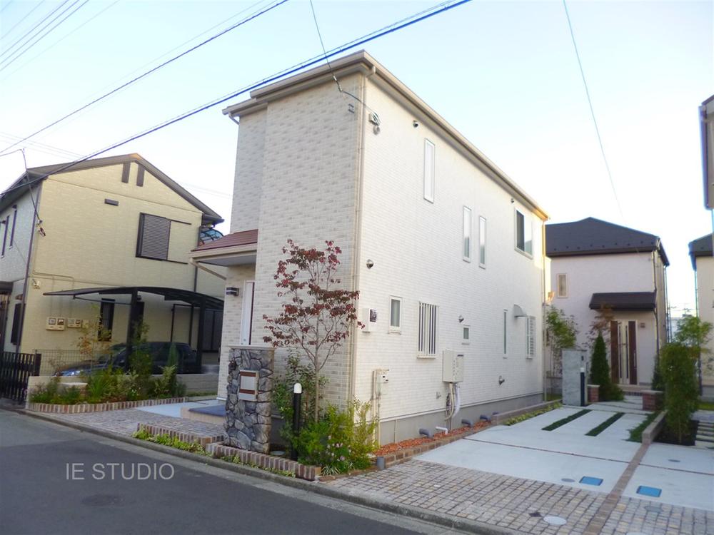 Local appearance photo. 2013 November shooting 1 Building