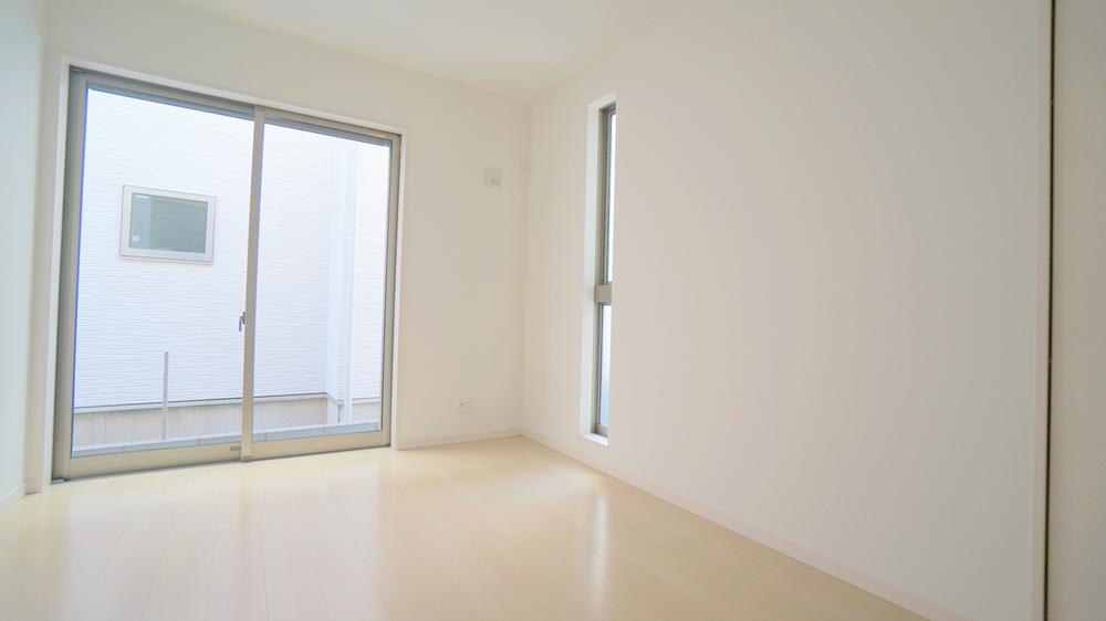 Other introspection. Western style room