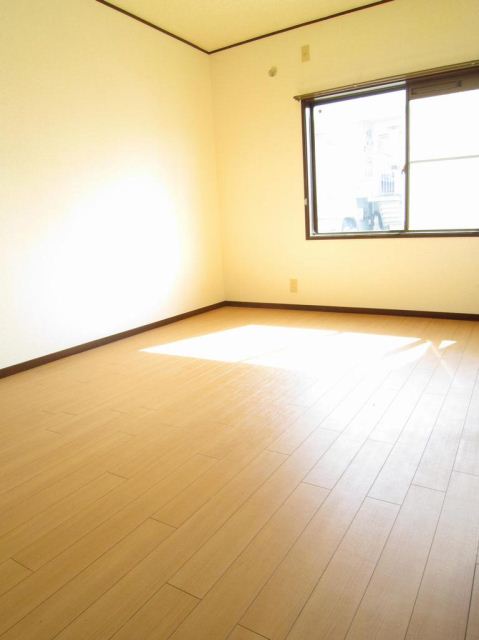 Living and room. South-facing bright flooring of the room