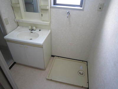 Washroom. ☆ Independent wash basin dressing room ☆