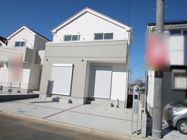 Local appearance photo. 1 Building Finished already