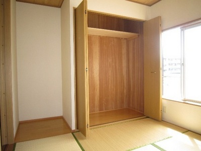 Living and room.  ☆ Storage of Japanese-style room ☆