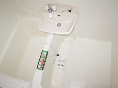 Bath. ☆ Of course, bus toilet by ☆