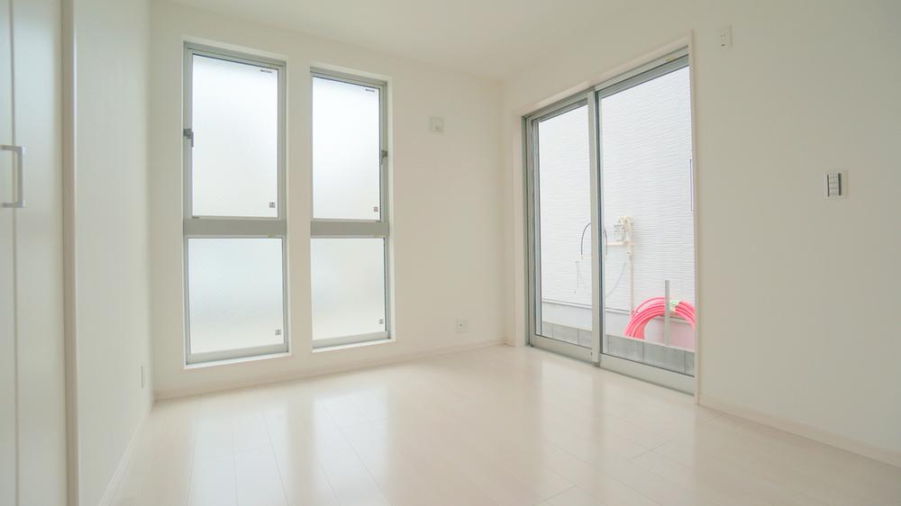 Other introspection. Western style room