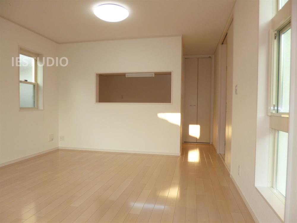 Living. Indoor (12 May 2013) Shooting