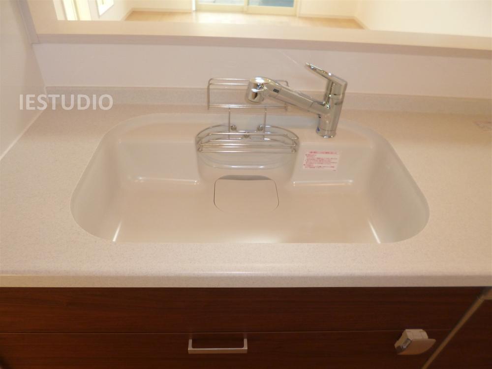 Kitchen. Indoor (12 May 2013) Shooting