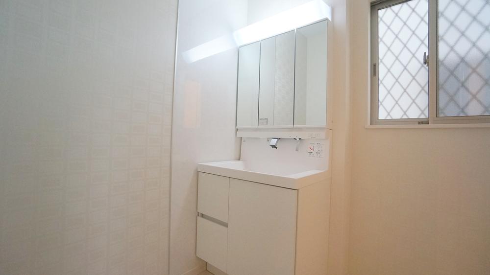 Same specifications photos (Other introspection). Washstand construction cases