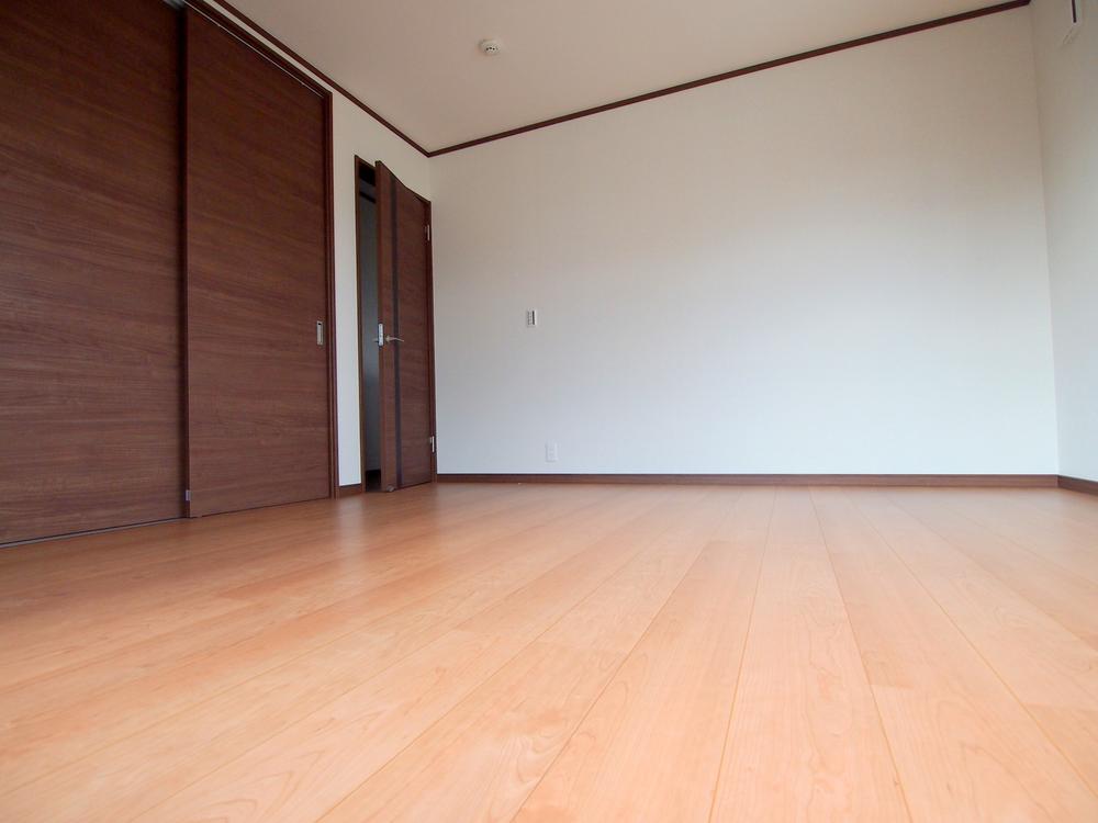 Other introspection. Western style room