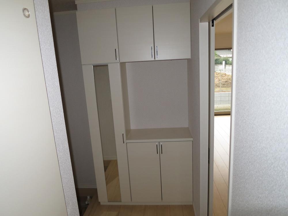 Entrance. Indoor (11 May 2011) Shooting