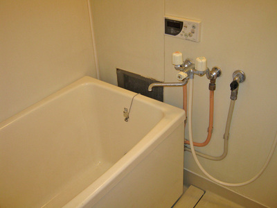 Bath. Add-fired with bathtub