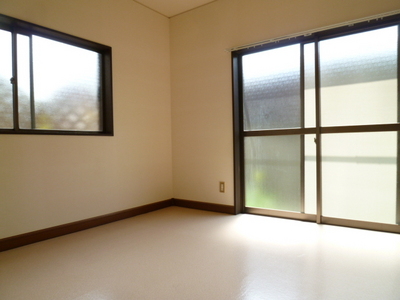 Living and room. ☆ Four-sided lighting in the 1 floor 1 dwelling unit ☆