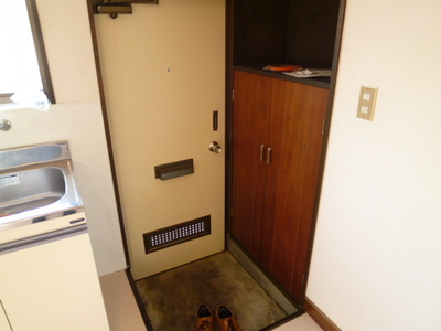 Entrance. ☆ Entrance ・ Cupboard ☆