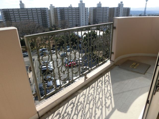 Balcony. ☆ It is a good 7th floor of the room with a view ☆