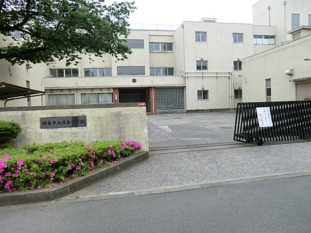 Junior high school. Akishima 1399m to stand Fukushima junior high school