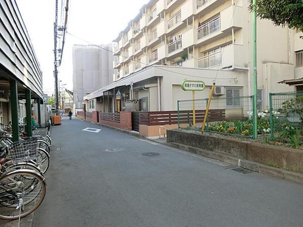 kindergarten ・ Nursery. Akishima until Naomi nursery 160m
