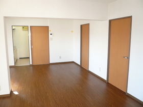 Living and room. It is a 14-Pledge of spacious LDK