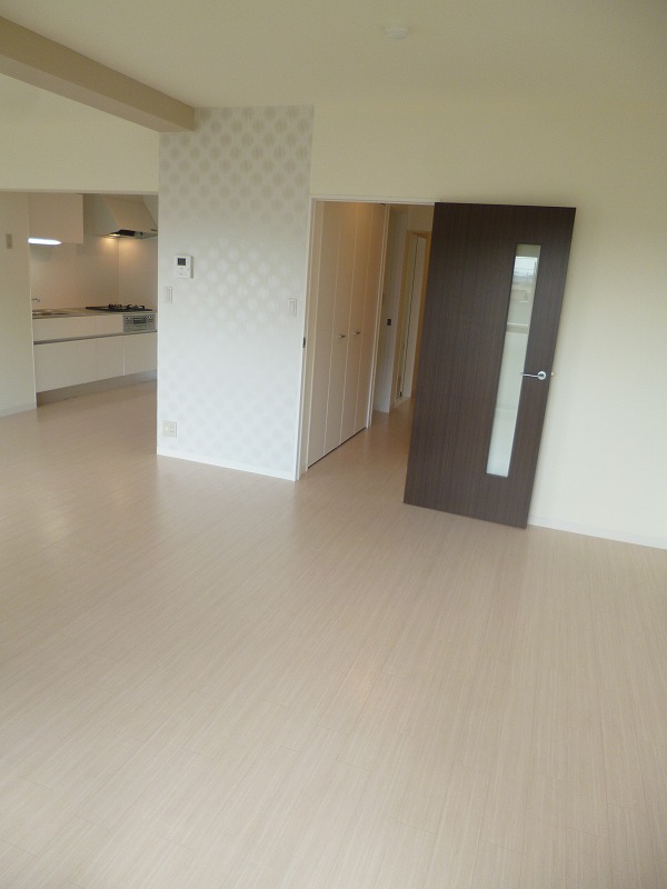 Living and room
