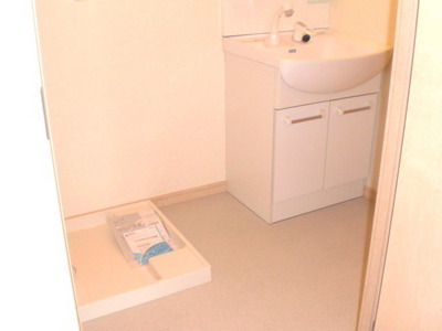 Washroom. Independent wash basin dressing room